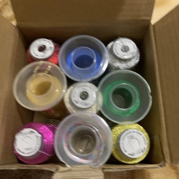 9 Shiny Colors Metallic Embroidery Machine Thread Kit 500M 550Y Each Spool fo... - Picture 3 of 7